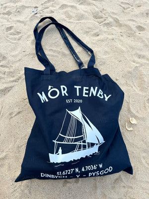 Navy Boat Tote