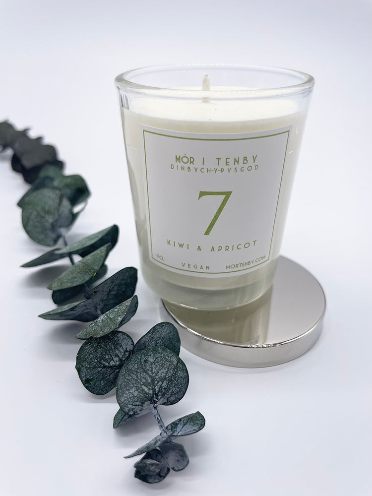 No.7 Kiwi & Apricot Votive Candle